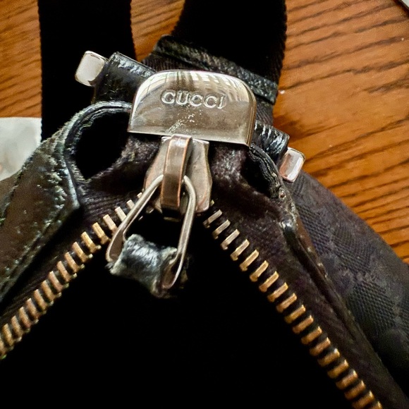 Gucci Black Crossbody Bag - Picture 6 of 15
